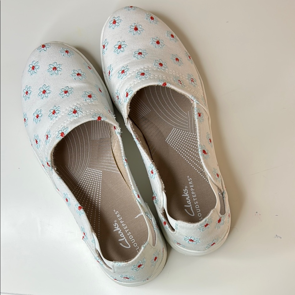 Clarks Cream Floral Slip-On Shoes